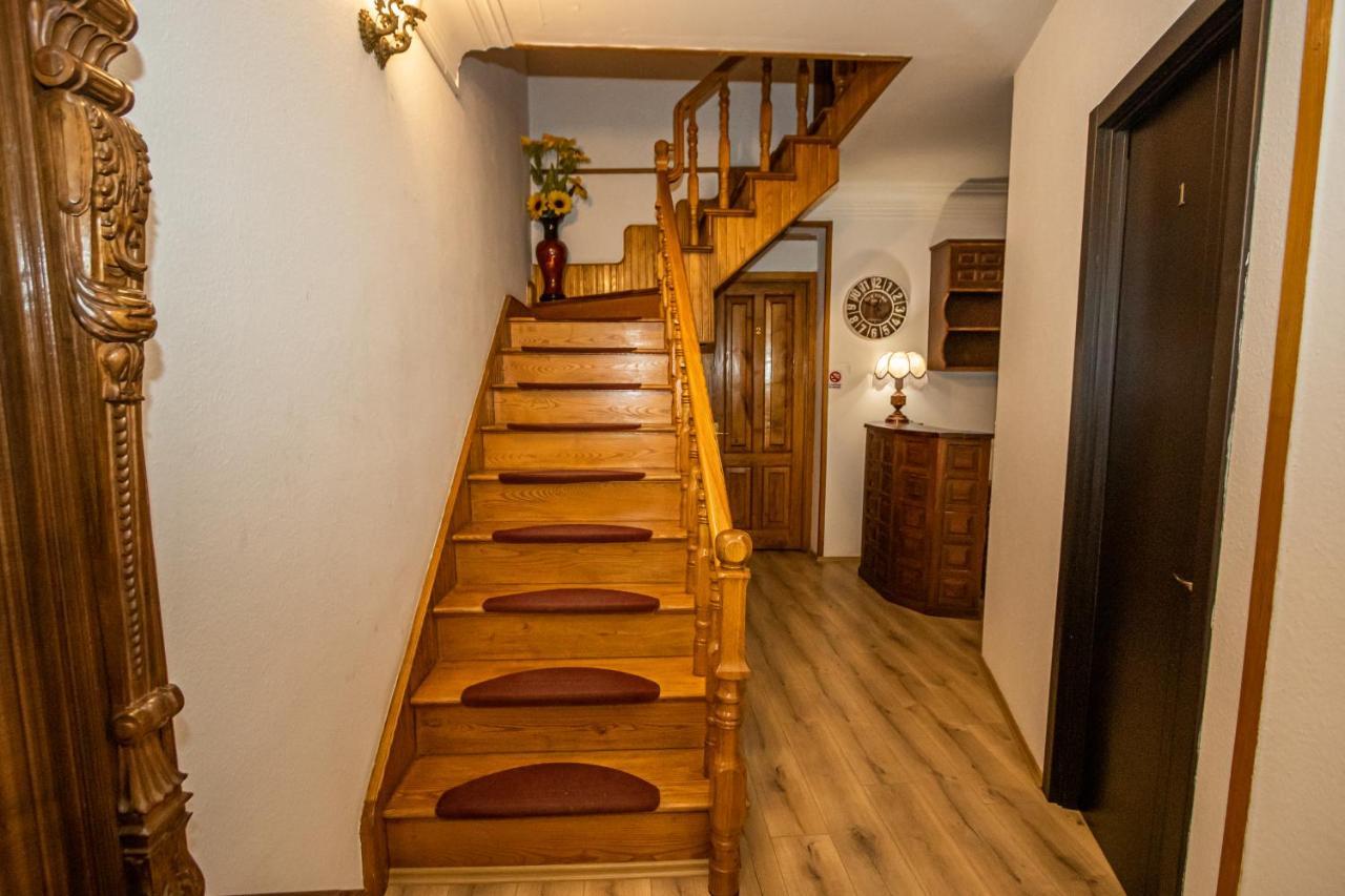 Hotel Old Tbilisi 5 Rooms מראה חיצוני תמונה
