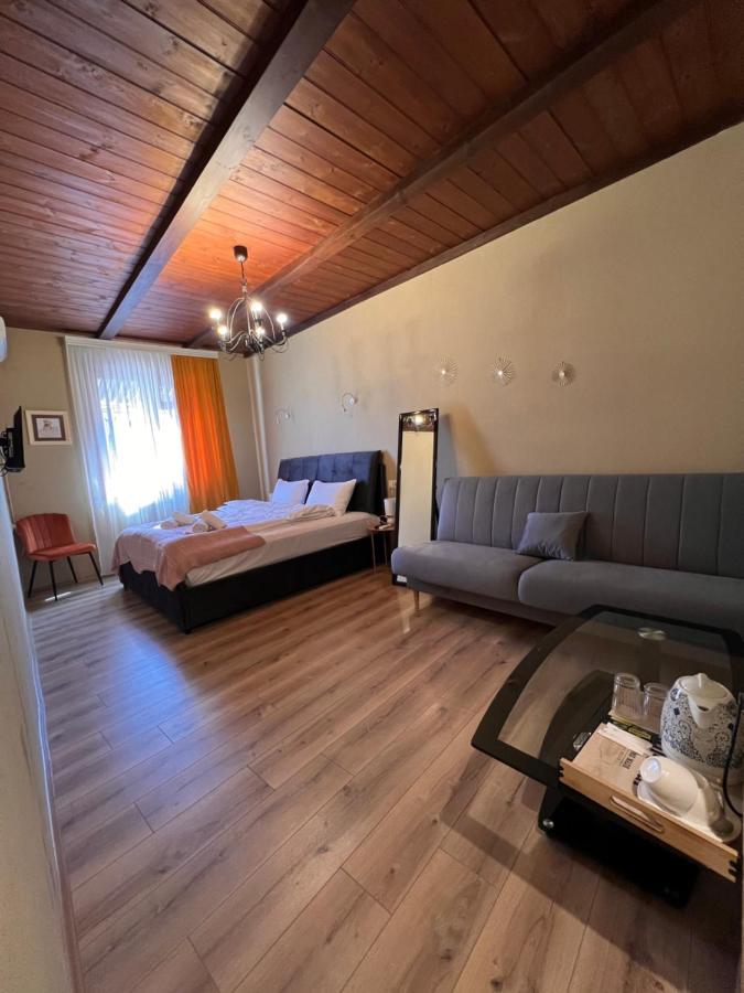 Hotel Old Tbilisi 5 Rooms מראה חיצוני תמונה